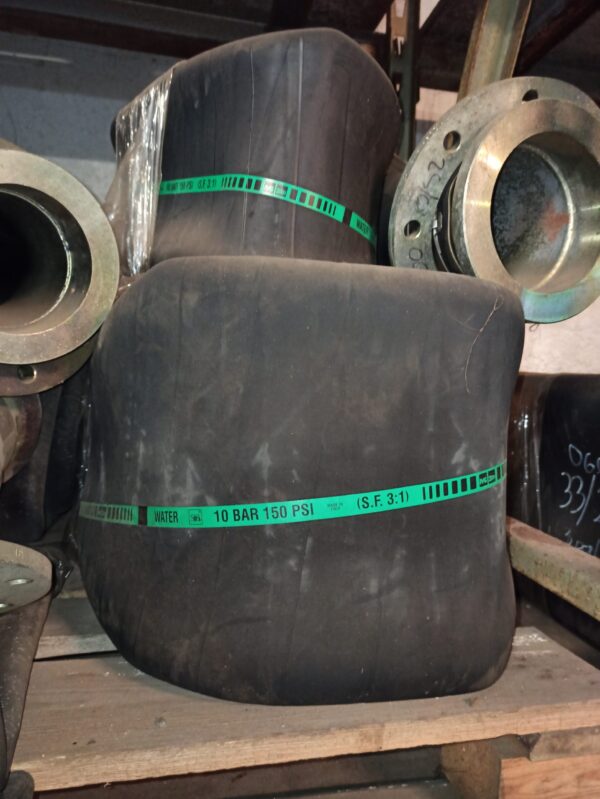 Water hose with flange DN200