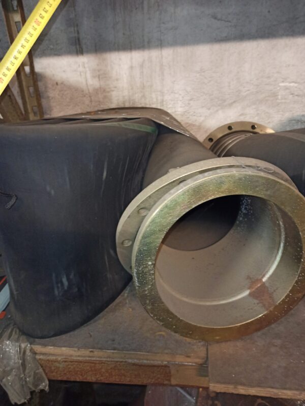 Water hose with flange DN250