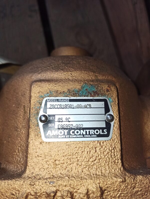 Amot controls thermostatic valve DN50