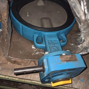 Butterfly valve with Opperman Mastergear DN250 PN6