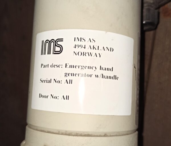 IMS emergency hand generator with handle (door) 3