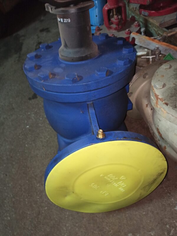 Regulating valve DN200 PN16 2