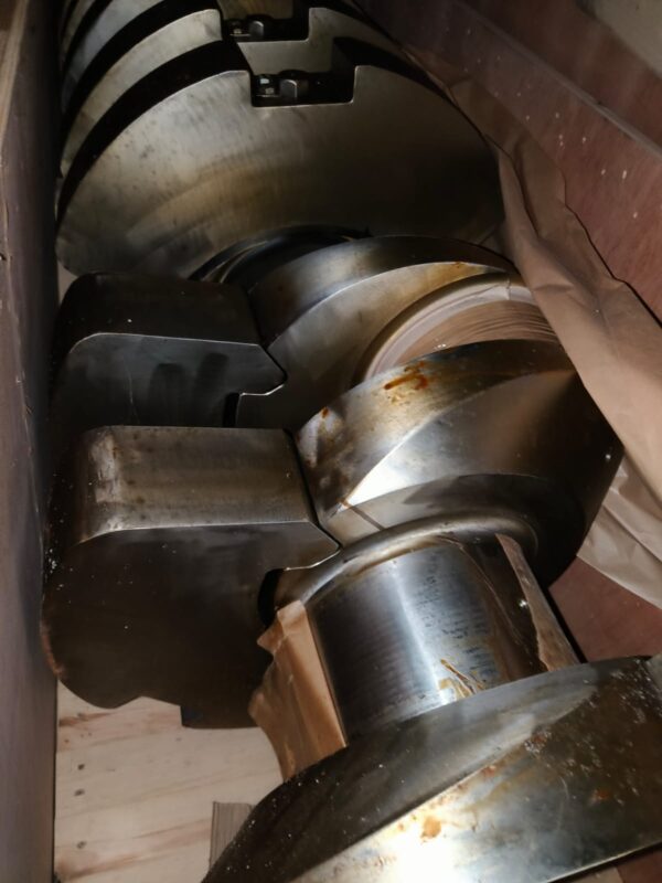 CRANKSHAFT FOR MAN 6L28/32H 61001-15H01