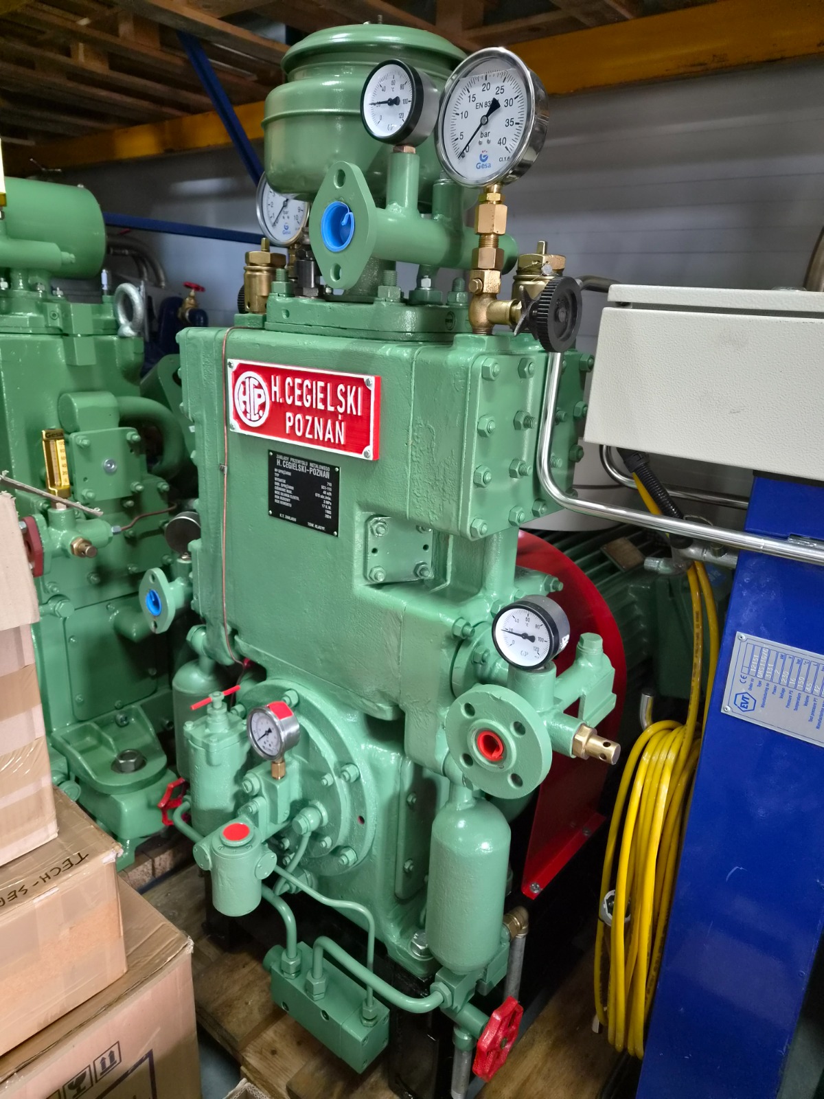 HCP SC1-115 Marine Air Compressor – 48 m³/h, 30 bar, with CELMA Motor - Image 2